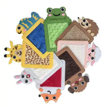 Charger l'image dans la galerie, Mes Premières Textures - Cartes sensorielles bébé : coffret de 8 cartes tactiles Montessori (poisson, grenouille, hérisson, girafe, mouton, lapin, renard, chien)