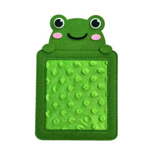 Charger l'image dans la galerie, Mes Premières Textures - Cartes sensorielles bébé : carte tactile grenouille en feutrine, texture minky vert à pois en relief