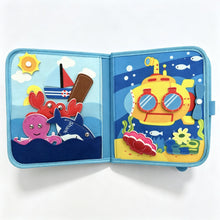 Load image into Gallery viewer, Mon Monde Marin - Livre bébé : page bateau et sous-marin, crabe et pieuvre
