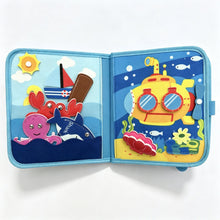 Load image into Gallery viewer, Mon Monde Marin - Livre bébé : page bateau et sous-marin, crabe et pieuvre
